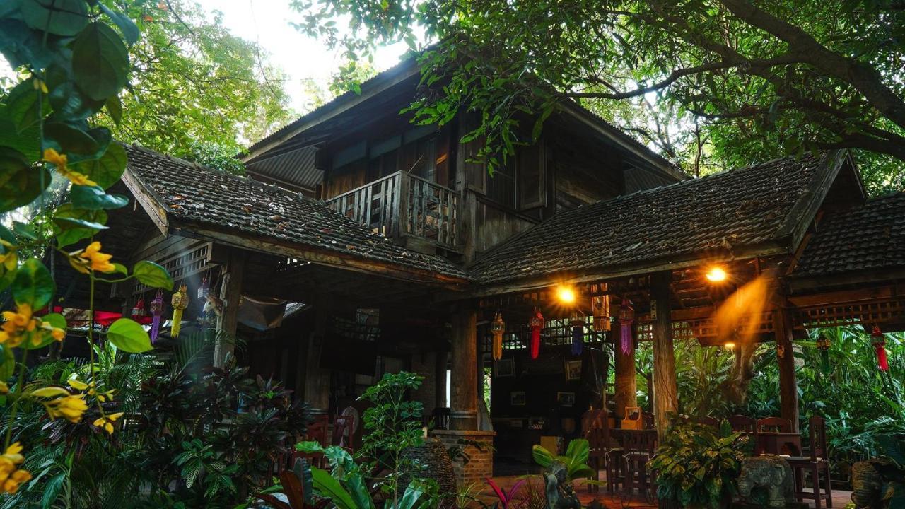 Tongluang Inthanon Homestay โต้งหลวงอินทนนท์โฮมสเตย์ Chom Thong Exterior photo