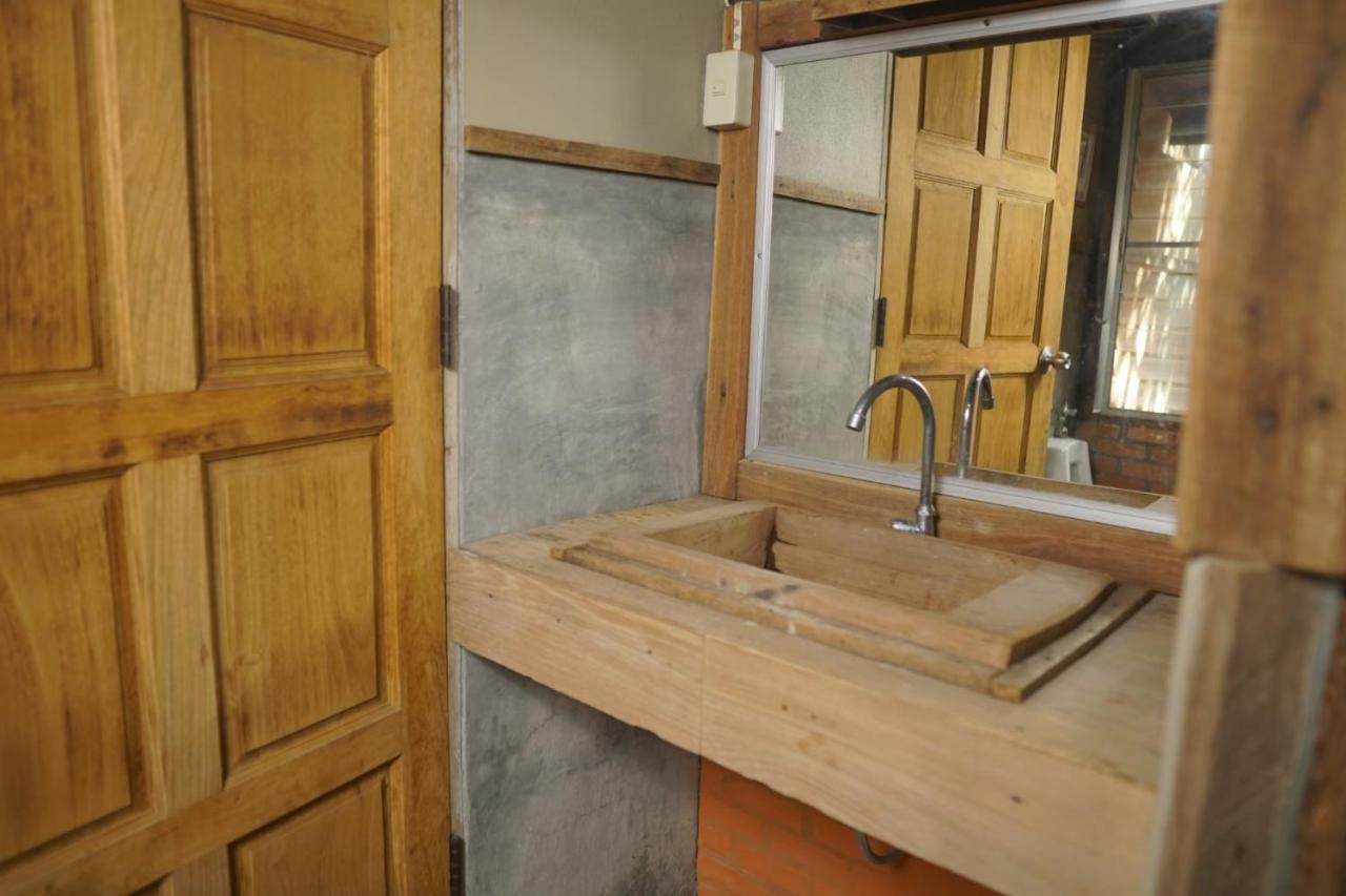 Tongluang Inthanon Homestay โต้งหลวงอินทนนท์โฮมสเตย์ Chom Thong Exterior photo